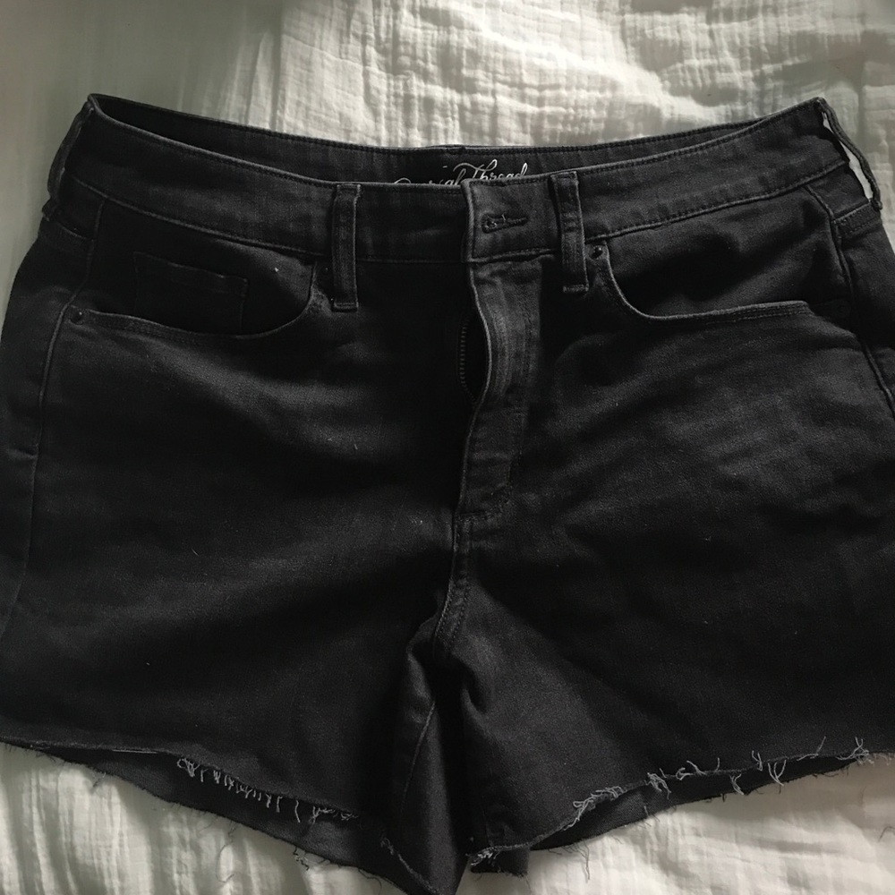 Universal Thread Cutoff short